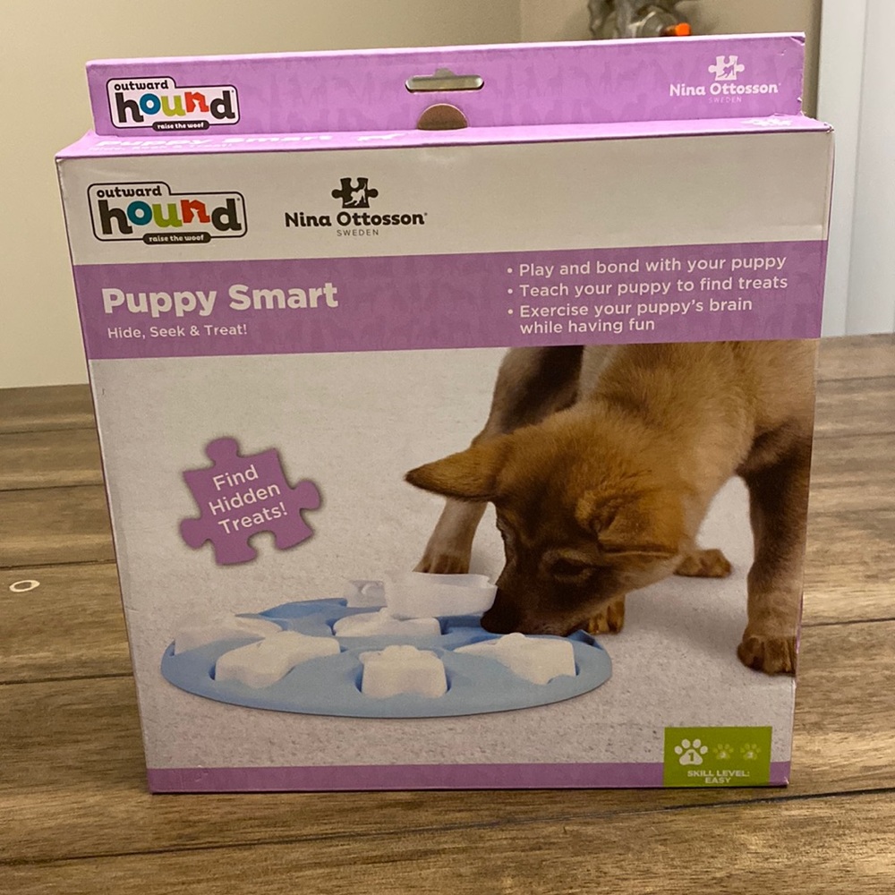 Brand New Puppy Smart Hide, Seek & Treat